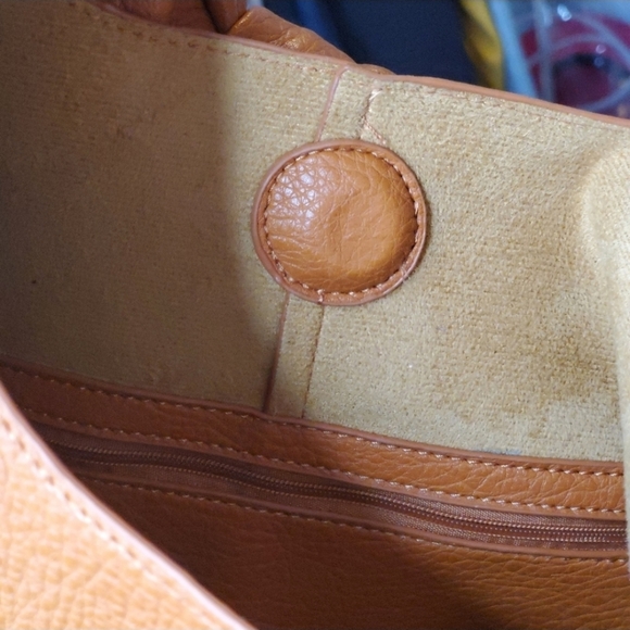 Boutique Knotted Hobo Bag - Picture 5 of 7